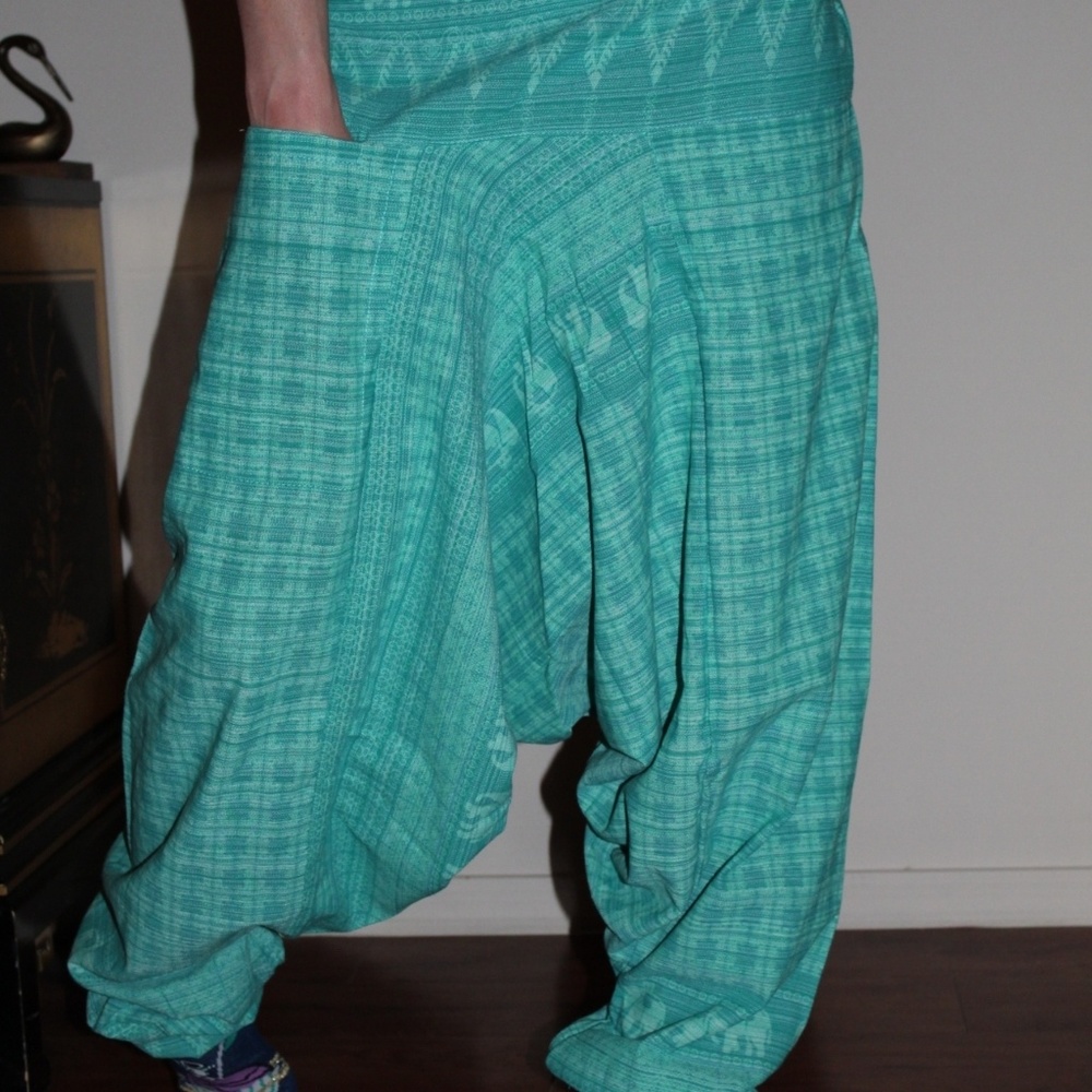 Low crotch harem pants in mint green
